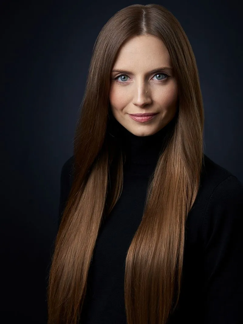 Елена — Колорист, салон красоты ПАРИЖ